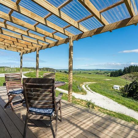 Valley Vista Eco Retreat Villa Kaiwaka ภายนอก รูปภาพ