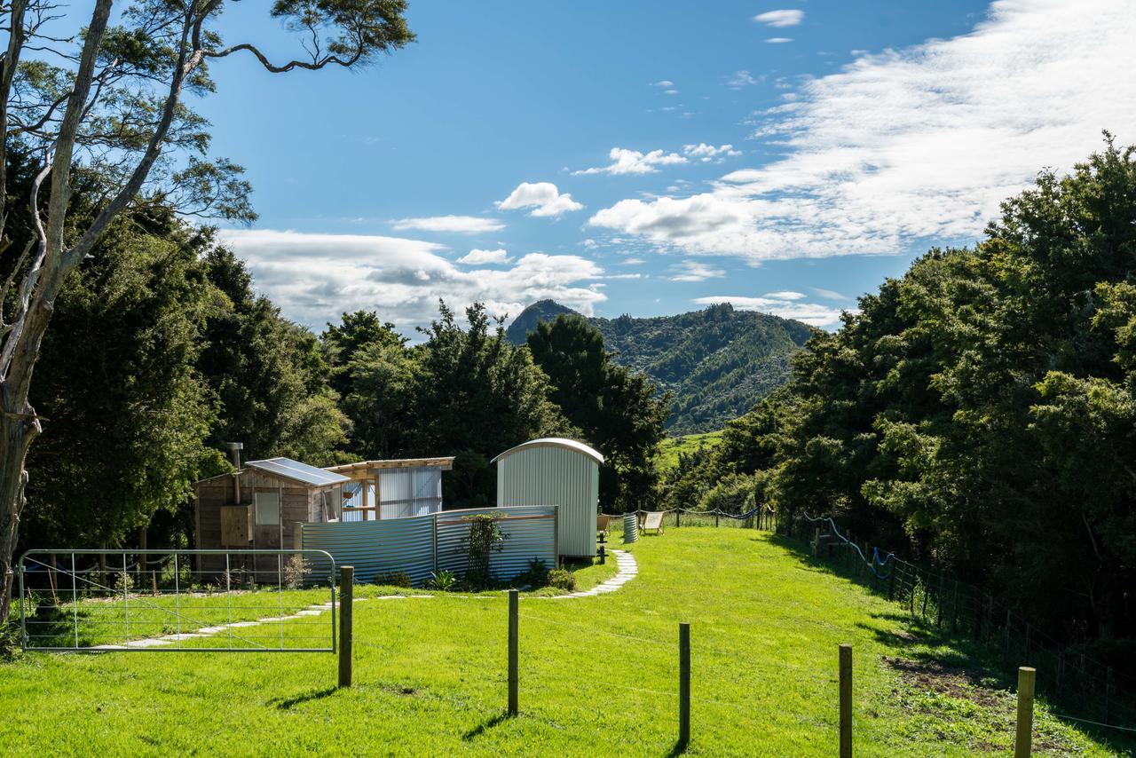 Valley Vista Eco Retreat Villa Kaiwaka ภายนอก รูปภาพ