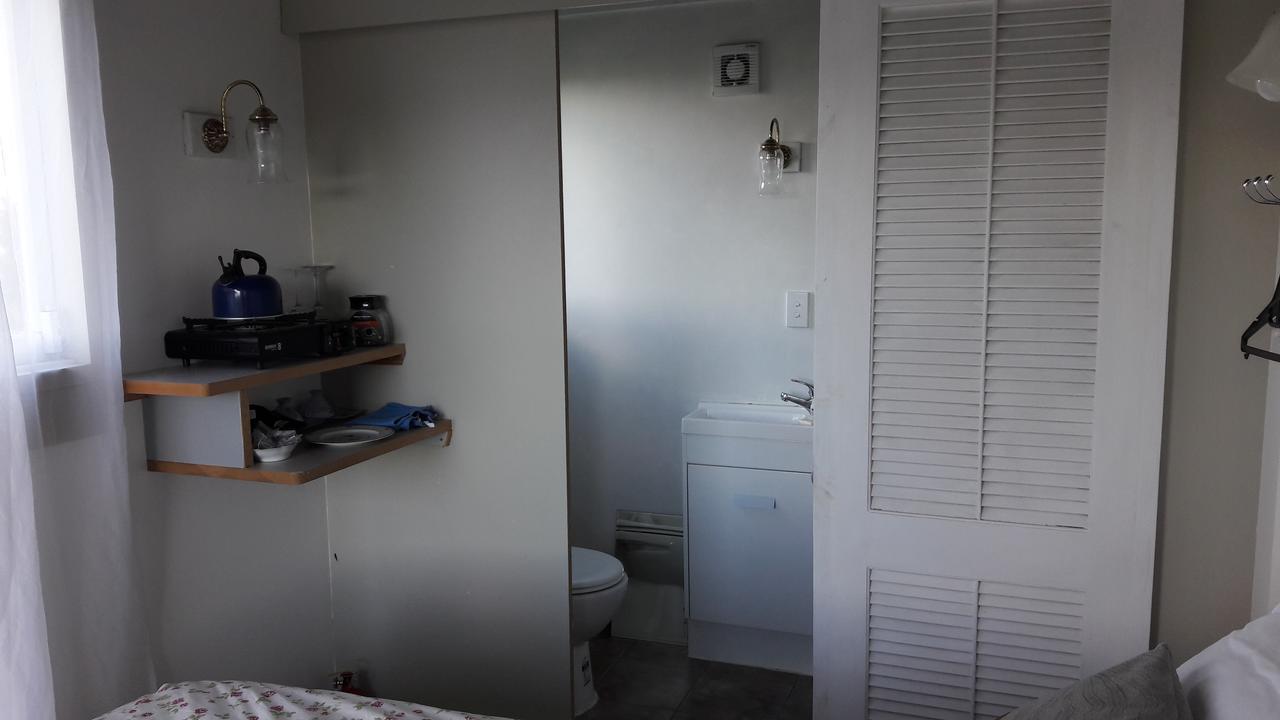 Valley Vista Eco Retreat Villa Kaiwaka ภายนอก รูปภาพ